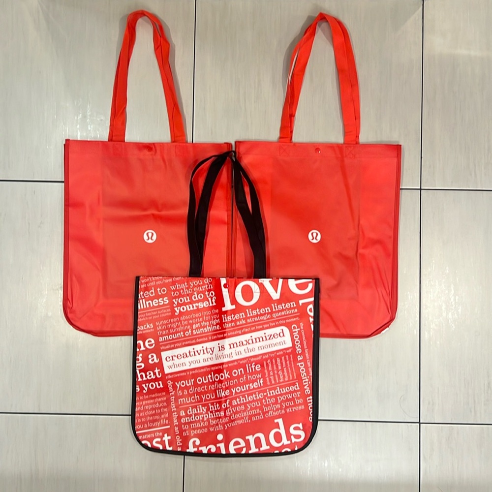 NEW Lululemon Reusable Shopping Bags Set of 3 Size Medium